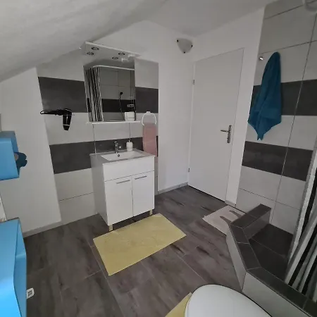 Apartment Ana *