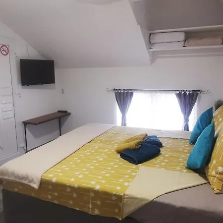 Apartment Ana